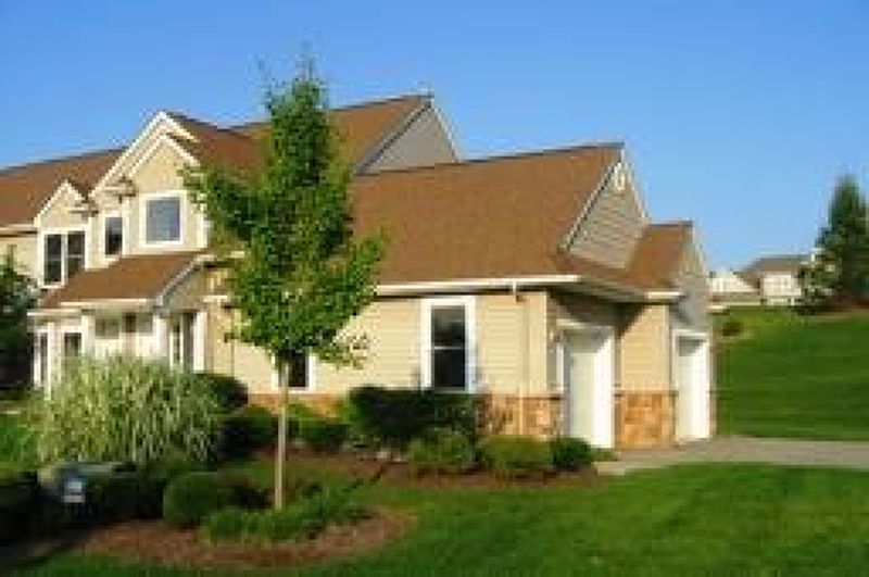 1st image of 67 Bourne Circle