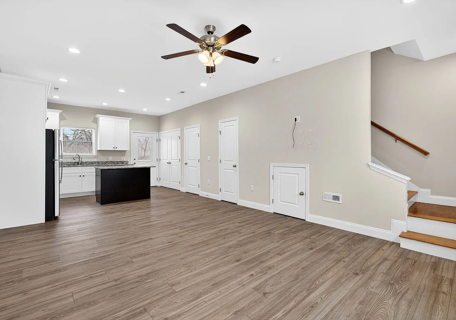1445 Stuart Ave NW — Photo 2