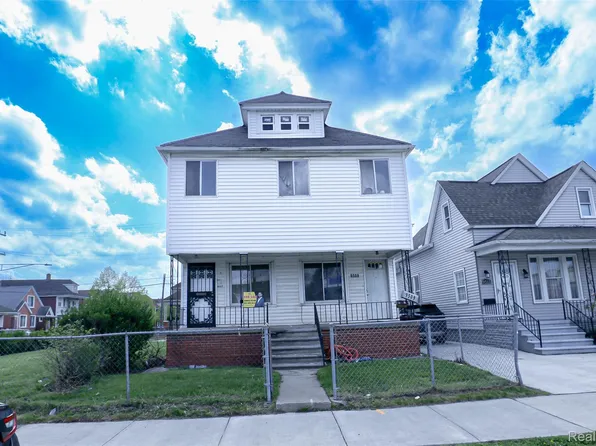 9507 Conant St, Hamtramck, MI 48212