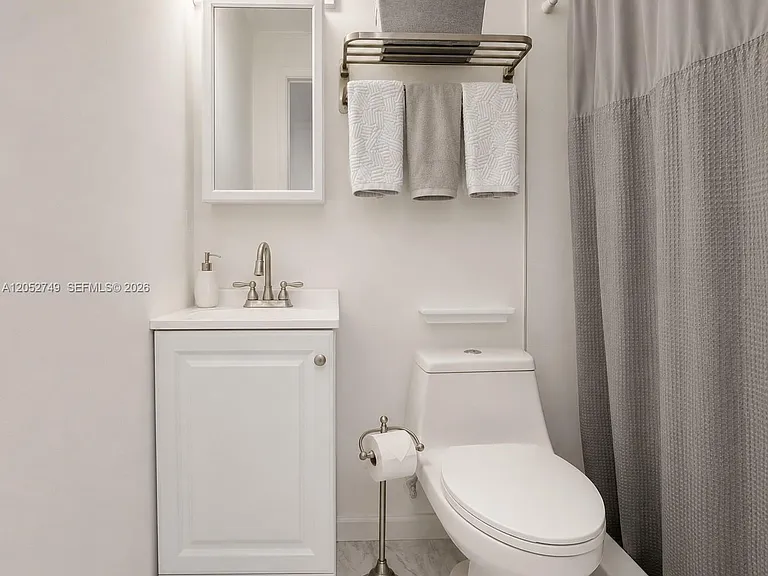 6790 SW 54th St — Photo 13