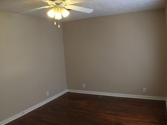 4th image of 1968 1/2 W Dallas St APT B