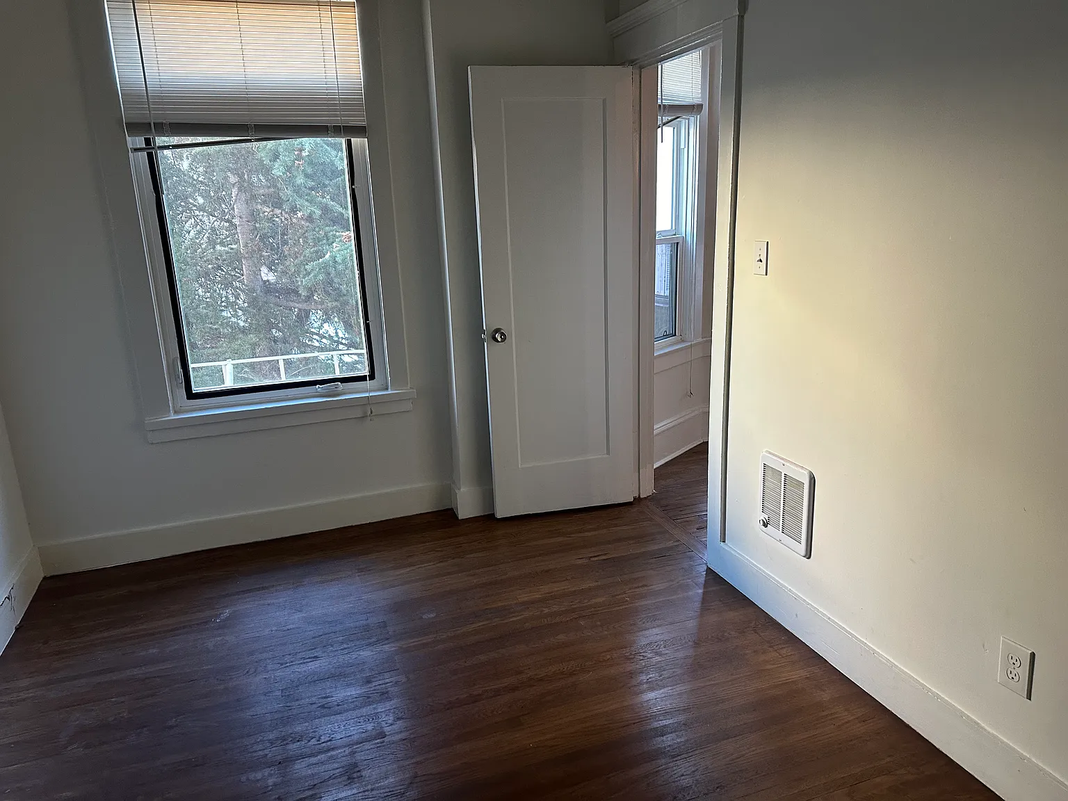 1 bed, 550 sqft, $2,295 — Photo 2