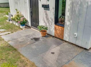 2 Juniper St, Florence, MA 01062