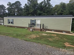 213 Kimberly Cir, Dallas, NC 28034