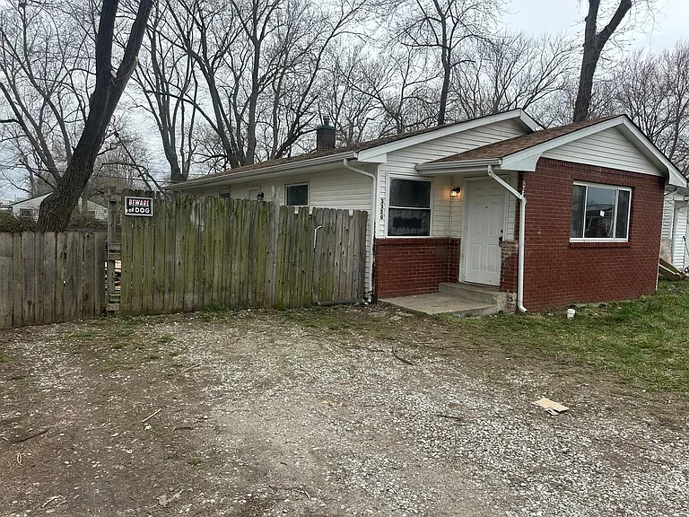 3330 Laurel St — Photo 16
