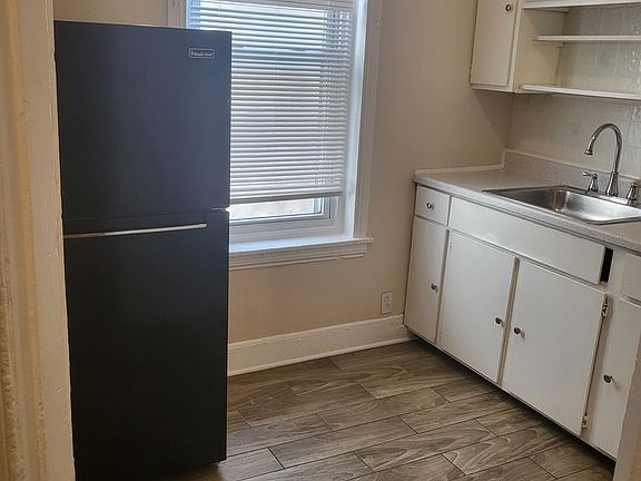 3rd image of 5820 Arch St Unit 1 & 2