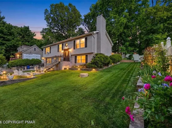 Crocus Dr, East Stroudsburg, PA 18301