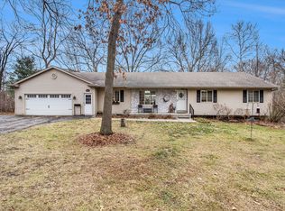 16505 Seymour Rd, Linden, MI 48451