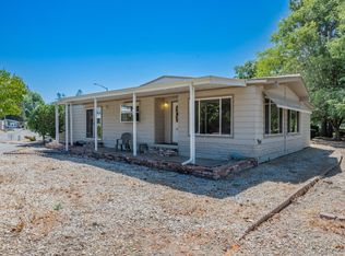 13 Castle Ct, Santa Rosa, CA 95401