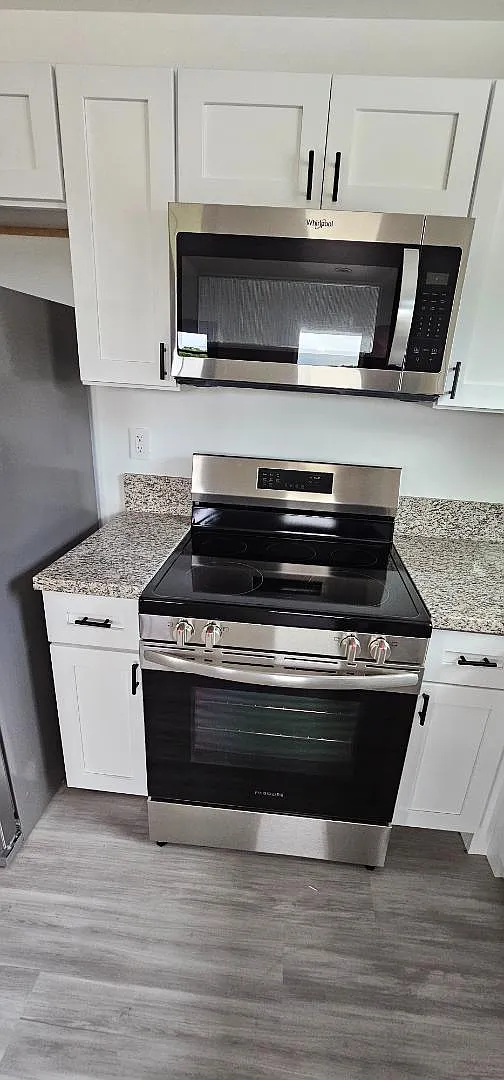 1513 N Springfield St - Unit C — Photo 2