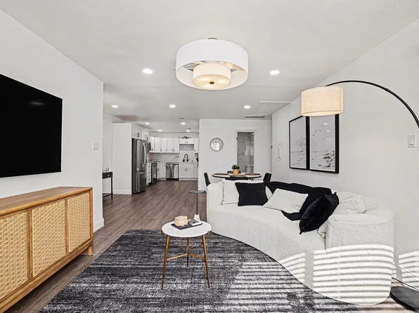 716 E Pecan St #722, Hurst, TX 76053