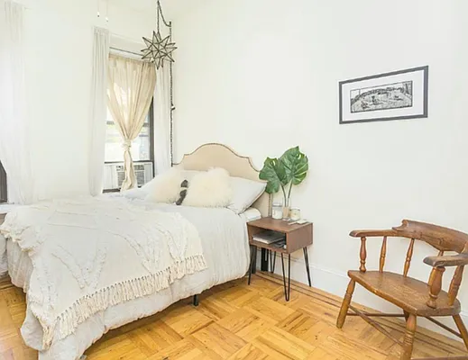 Rented by Living New York | media 10