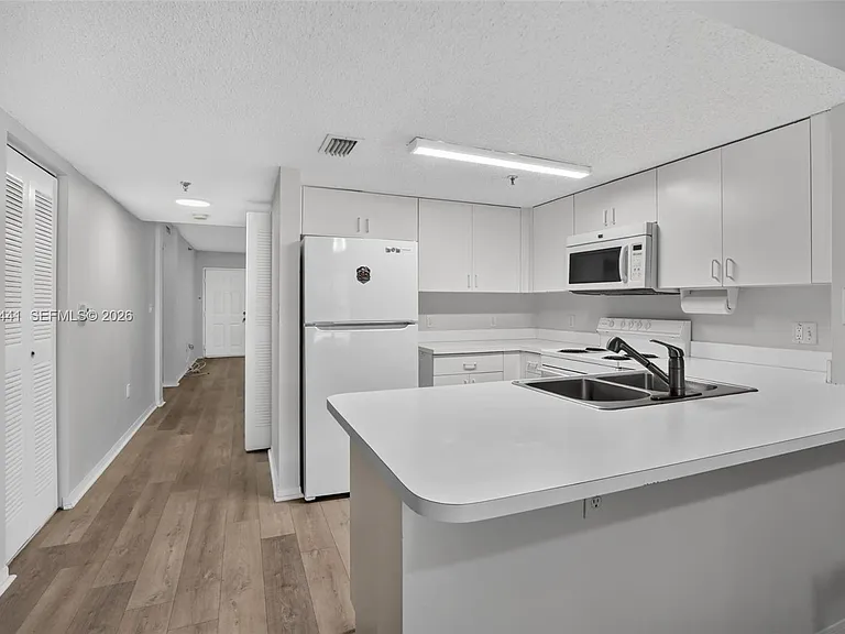 9470 Tangerine Pl #105 — Photo 12