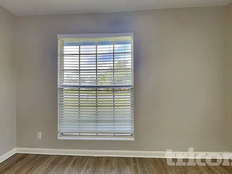 671 Custer Cir — Photo 10