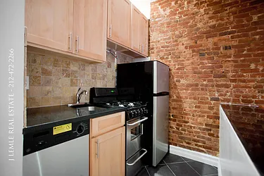 Rented by J. Lemle Real Estate