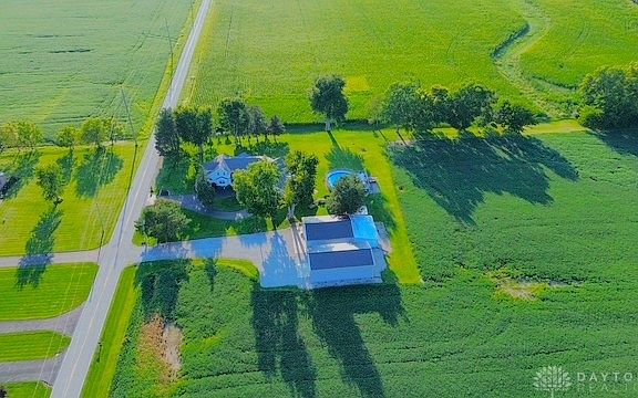 3rd image of 515 Snyder Rd
