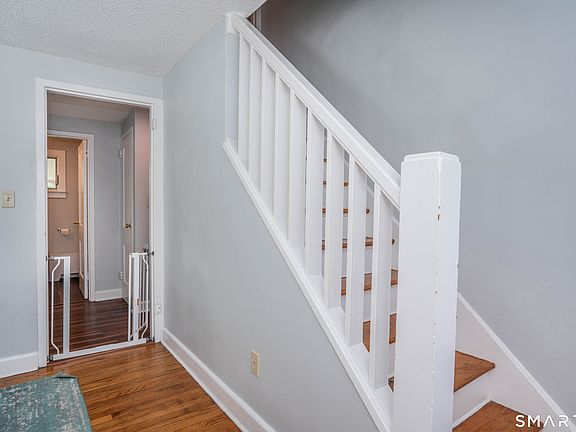 3rd image of 71 Tremper Drive