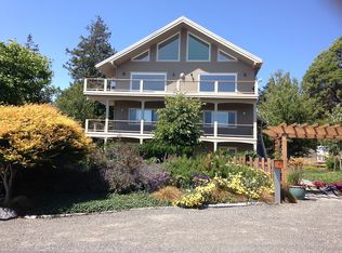 90 Griffin View Ln, Friday Harbor, WA 98250
