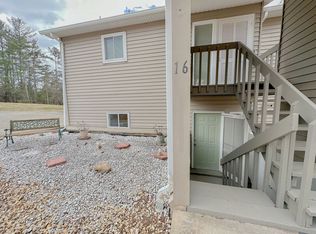 14 Woodstone Dr APT 16, Weaverville, NC 28787