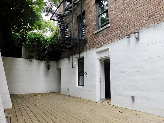 Rented by Vertical Real Estate LLC | media 13