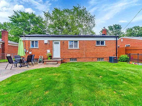 4th image of this home