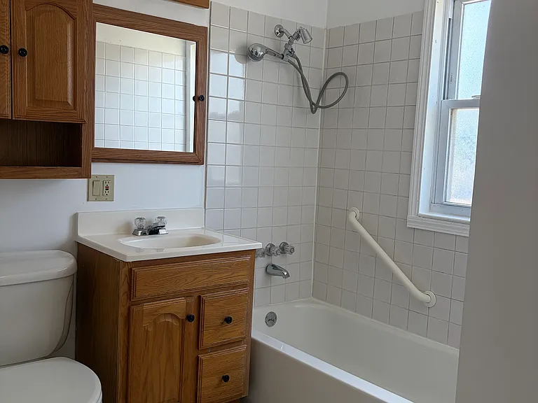 6456 S Lockwood Ave — Photo 9