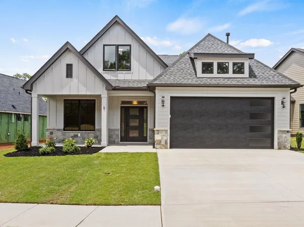 8 Mercy Dr, Greenville, SC 29607