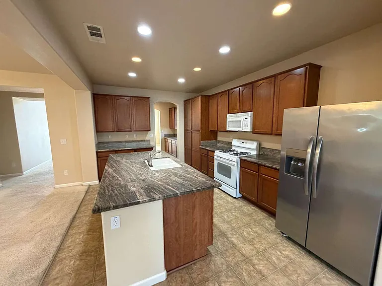 3892 Colma Ave — Photo 9
