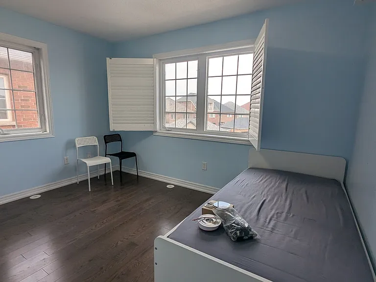 2628 Bur Oak Ave — Photo 15