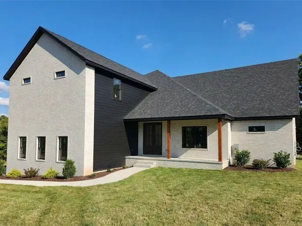 5116 Joe Ln, Rogers, AR 72756