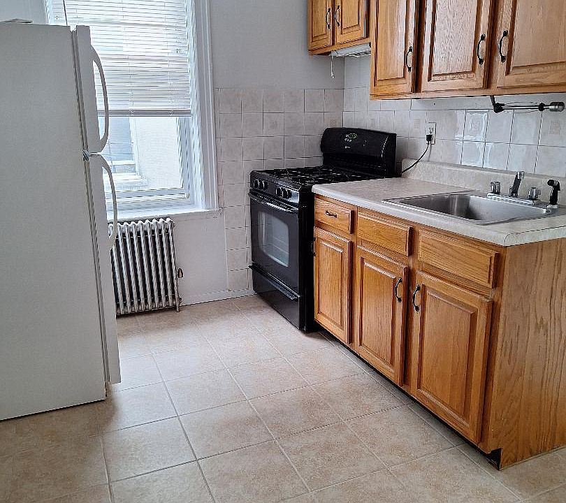1st image of 32-76 33rd St #2