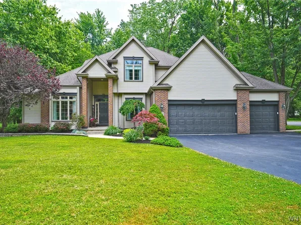 1469 Hopkins Rd, Williamsville, NY 14221