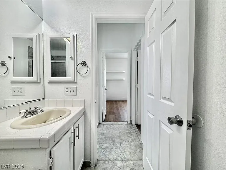 3829 Climbing Rose St — Photo 23