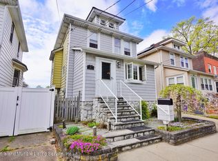 26 Heusden St, Staten Island, NY 10303