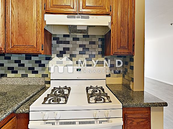 4th image of 9700 Mountain Blvd APT 15