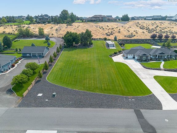 3rd image of 7131 Sandy Ridge Rd