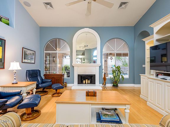 5th image of 1814 E Muirwood Dr
