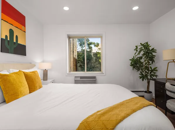 15 Saint Mark's Place image 13 of 17