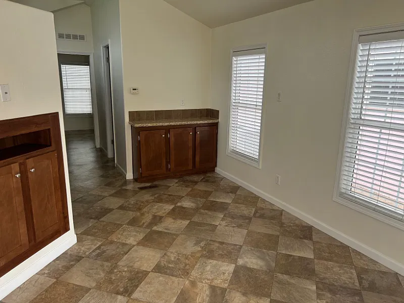1BR/1BA Modern Tiny Home Cottage - Beau Village — Photo 2
