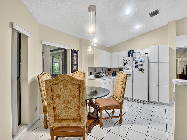 20803 Cabrillo Way — Photo 14