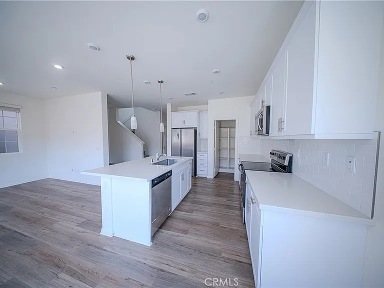 558 Pablo Rd — Photo 4