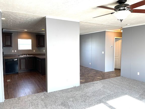 4th image of 750 Dunlop Ln #213