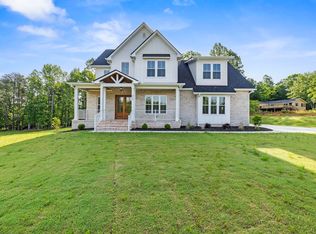 239 S Glassy Mountain Rd, Landrum, SC 29365