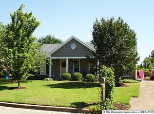 10181 Palmer Dr, Olive Branch, MS 38654