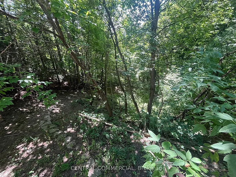 32 Heathview Ave — Photo 40
