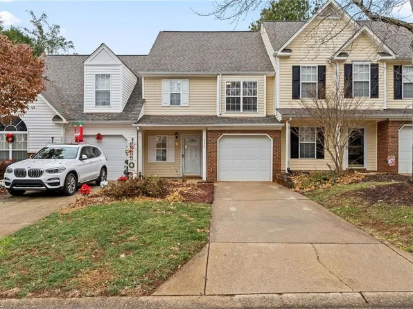 822 Creek Crossing Trl, Whitsett, NC 27377