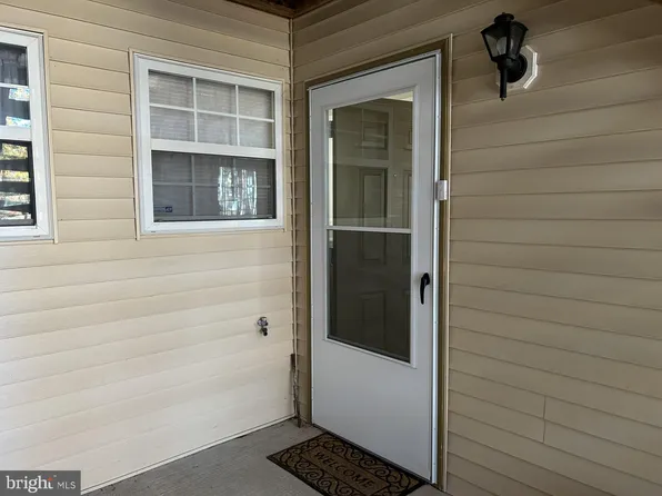 1422 Tristram Cir, Mantua, NJ 08051