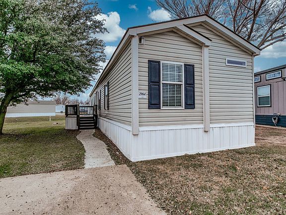 2nd image of 2964 Lavender Dr #399