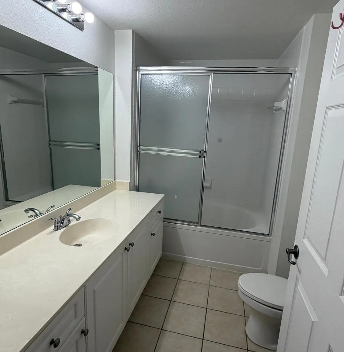 2801 Sarento Pl — Photo 4
