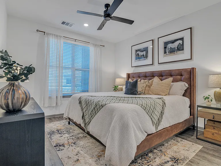 Canter Luxury Apartment Homes — Photo 18